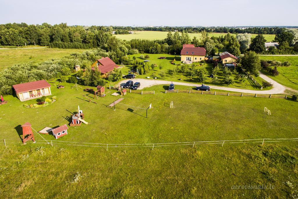 Guest House Podnieki Вентспилс Екстериор снимка