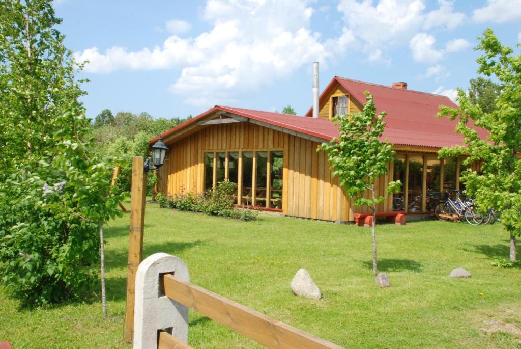 Guest House Podnieki Вентспилс Екстериор снимка